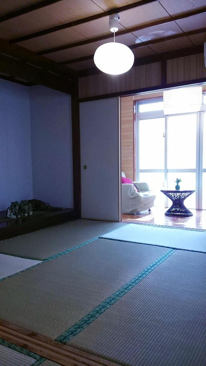 石垣島 一棟貸切りのお宿 ちゅら赤瓦 Ishigaki  Exterior foto